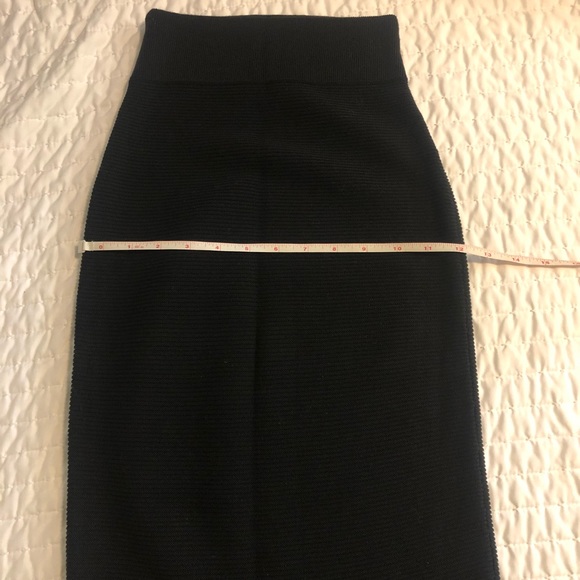 ‼️SOLD‼️Express Two-Piece MIDI Sweater Top & High Waister Skirt, SZ: XS-TP, BLK - Picture 14 of 17